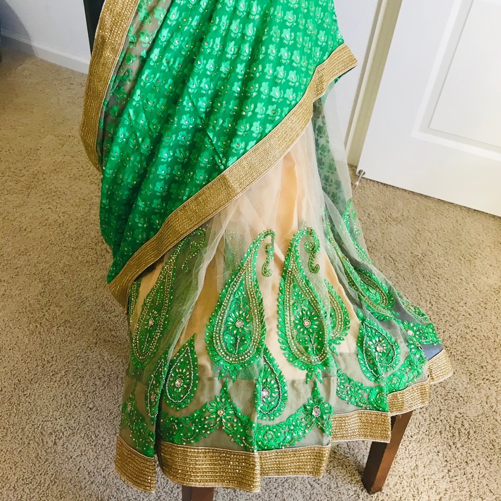 Saree - image 1